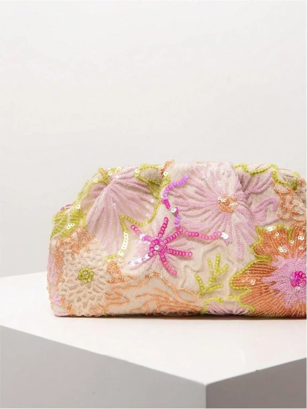 Floral Embroidered Sequin Clutch Purse for Women - Elegant Evening Bag